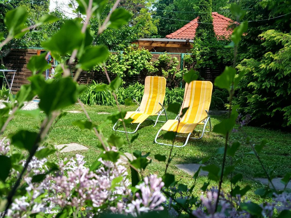 שיופוק Garden Budha Relax Apartman, Parking, Bbq, Terrace מראה חיצוני תמונה