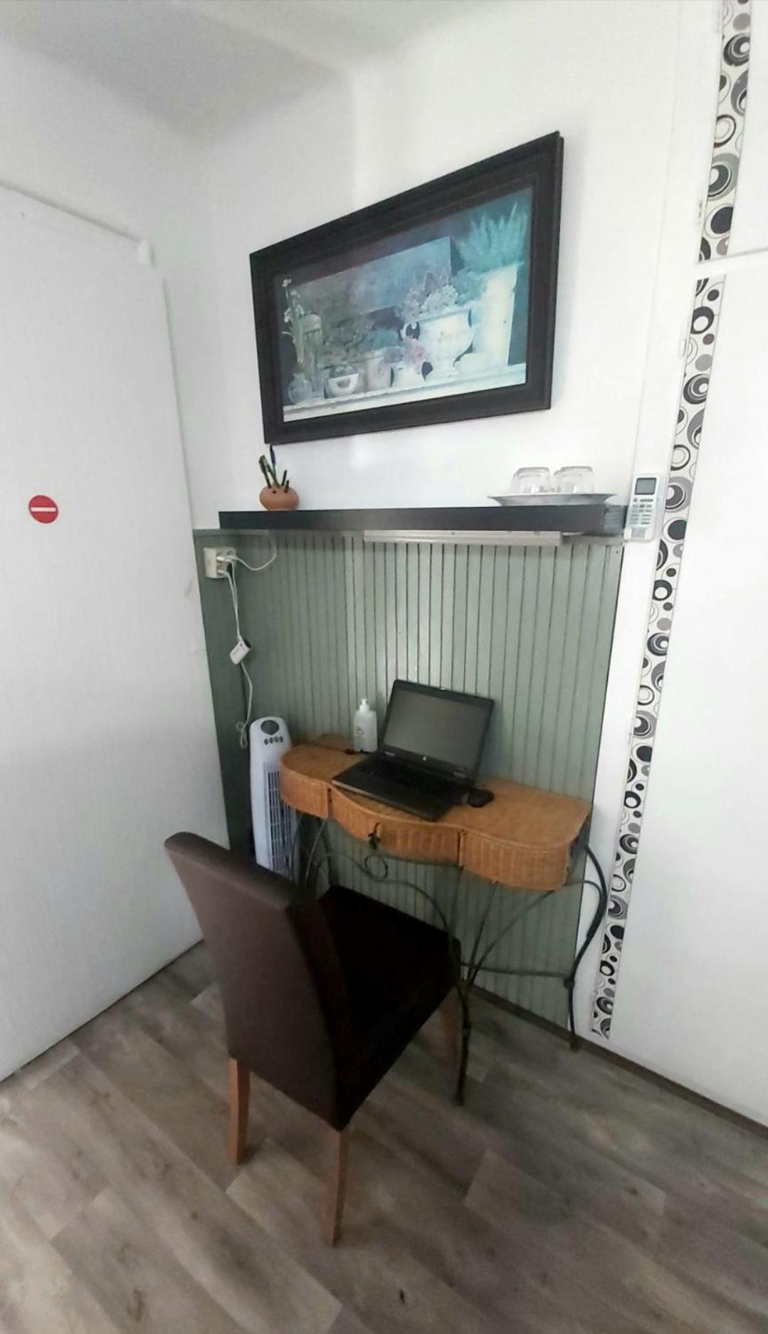 שיופוק Garden Budha Relax Apartman, Parking, Bbq, Terrace מראה חיצוני תמונה